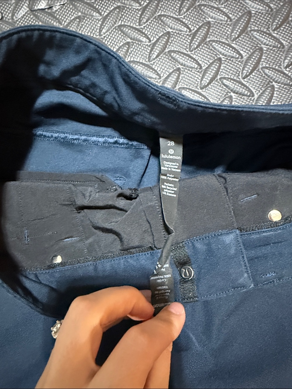 lululemon athletica Men's Navy Blue ABC pants size 28 - Picture 3 of 5